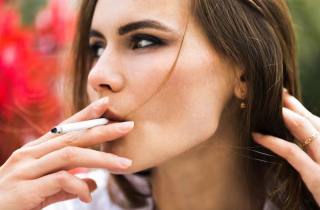 龙凤呈祥（软蓝）多钱一条2025年价格详解！今日探究软蓝香烟价格